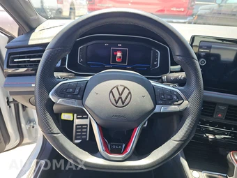 2026 Volkswagen Jetta GLI Autobahn - miniatura 10