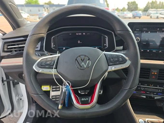 2026 Volkswagen Jetta GLI Autobahn - miniatura 10