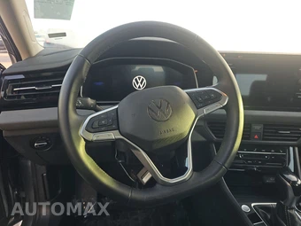 2026 Volkswagen Jetta SE - miniatura 10