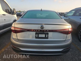 2026 Volkswagen Jetta SE - miniatura 5