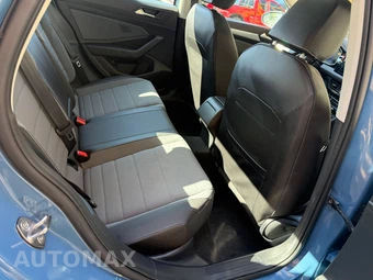 2026 Volkswagen Jetta SE - miniatura 12