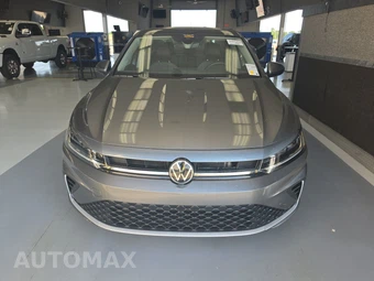 2026 Volkswagen Jetta SE - miniatura 2