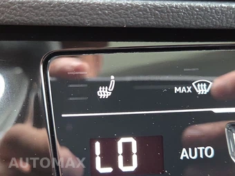 2026 Volkswagen Jetta SE - miniatura 12