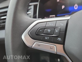 2026 Volkswagen Jetta SE - miniatura 16