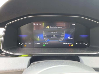 2026 Volkswagen Jetta SE - miniatura 9
