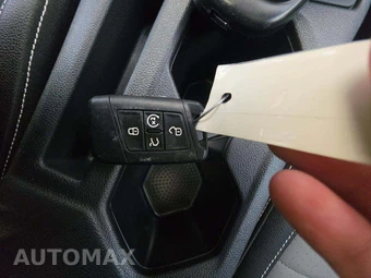 2026 Volkswagen Jetta SE - miniatura 8