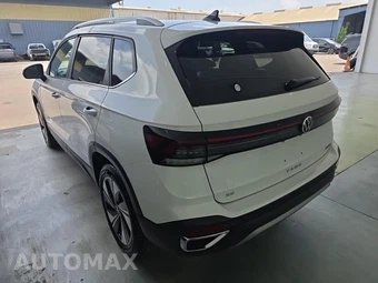 2026 Volkswagen Taos SE - miniatura 6