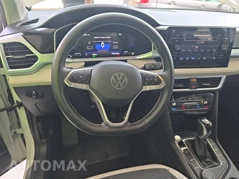 2026 Volkswagen Taos SE - miniatura 8