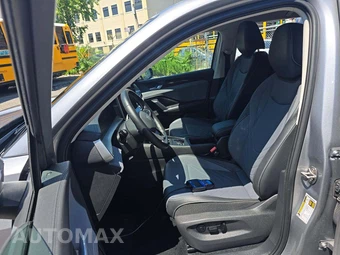 2026 Volkswagen Tiguan SE - miniatura 6