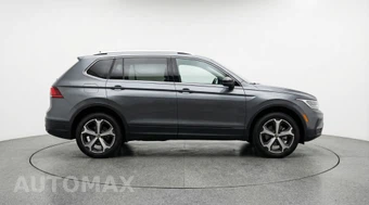 2026 Volkswagen Tiguan SE - miniatura 8