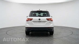 2026 Volkswagen Tiguan SE - miniatura 6