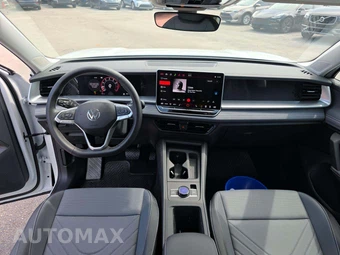 2026 Volkswagen Tiguan SE - miniatura 10