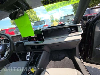 2026 Volkswagen Tiguan SE R-Line Black - miniatura 16