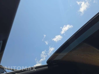 2026 Volkswagen Tiguan SE R-Line Black - miniatura 11