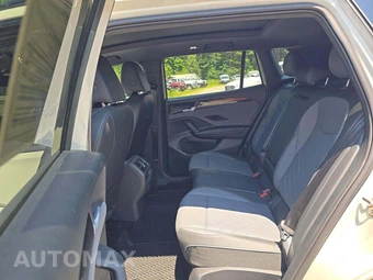 2026 Volkswagen Tiguan SE R-Line Black - miniatura 13