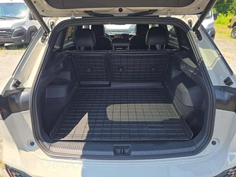 2026 Volkswagen Tiguan SE R-Line Black - miniatura 14