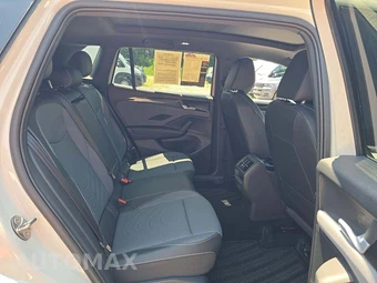 2026 Volkswagen Tiguan SE R-Line Black - miniatura 16