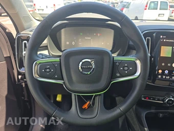 2026 Volvo XC40 B5 Core – miniatura 10