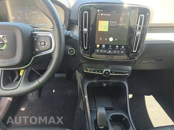 2026 Volvo XC40 B5 Core – miniatura 11