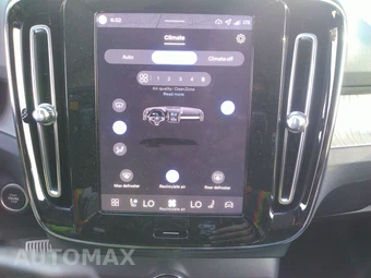 2026 Volvo XC40 B5 Core – miniatura 21
