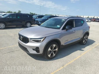 2026 Volvo XC40 B5 Plus