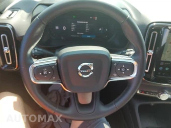 2026 Volvo XC40 B5 Plus – miniatura 15