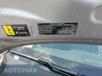 2026 Volvo XC40 B5 Plus – miniatura 22