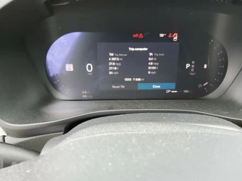 2026 Volvo XC40 B5 Plus – miniatura 14