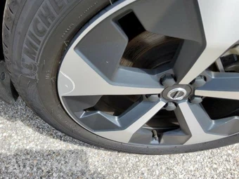2026 Volvo XC40 B5 Plus – miniatura 26