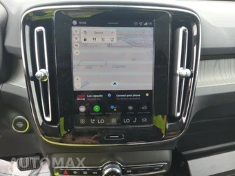 2026 Volvo XC40 B5 Plus – miniatura 10