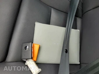 2026 Volvo XC40 B5 Plus – miniatura 13