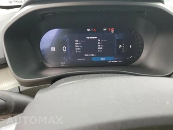 2026 Volvo XC40 B5 Plus – miniatura 14