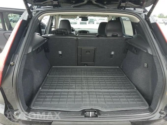 2026 Volvo XC40 B5 Plus – miniatura 7
