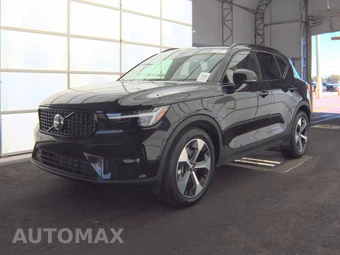 2026 Volvo XC40 B5 Plus