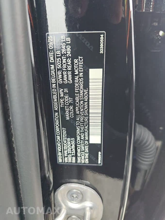 2026 Volvo XC40 B5 Plus – miniatura 10