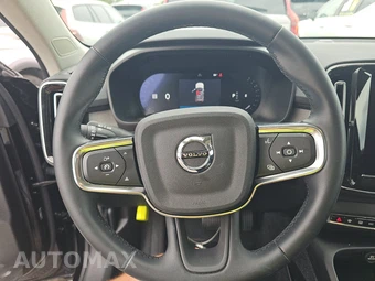 2026 Volvo XC40 B5 Plus – miniatura 16