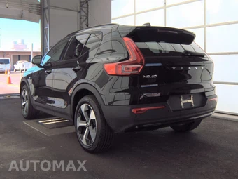 2026 Volvo XC40 B5 Plus – miniatura 2