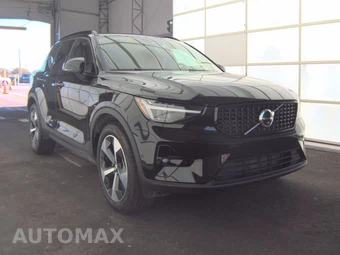 2026 Volvo XC40 B5 Plus – miniatura 3
