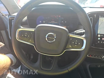 2026 Volvo XC40 B5 Plus - miniatura 10