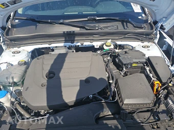 2026 Volvo XC40 B5 Plus - miniatura 15