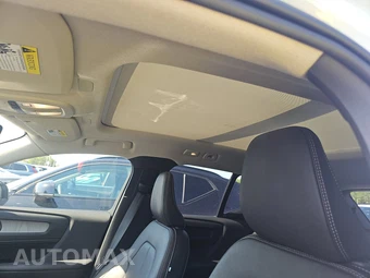 2026 Volvo XC40 B5 Plus - miniatura 17