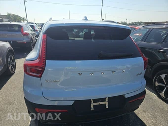 2026 Volvo XC40 B5 Plus - miniatura 5