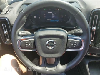 2026 Volvo XC40 B5 Plus – miniatura 15