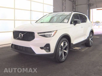 2026 Volvo XC40 B5 Plus