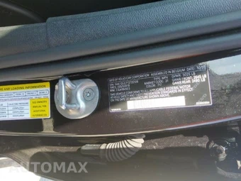 2026 Volvo XC40 B5 Plus – miniatura 12