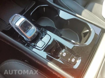 2026 Volvo XC40 B5 Plus – miniatura 20