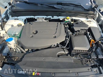 2026 Volvo XC40 B5 Plus - miniatura 15