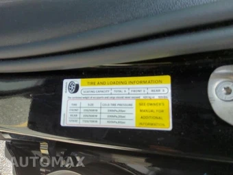 2026 Volvo XC40 B5 Plus – miniatura 18