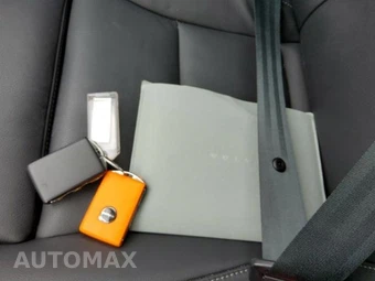 2026 Volvo XC40 B5 Plus – miniatura 13