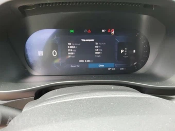 2026 Volvo XC40 B5 Plus – miniatura 14